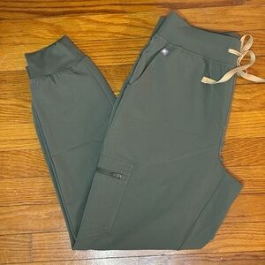 Figs High Waisted Zamora Jogger Scrub Pants - Moss